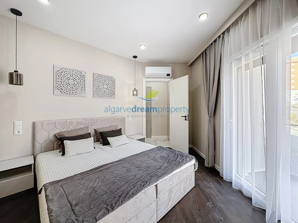 Apartamento T2 para Venda em Armação de Pera Foto 15