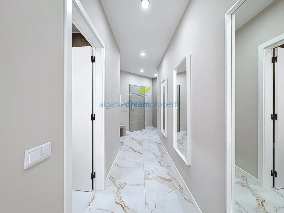 Apartamento T2 para Venda em Armação de Pera Foto 7