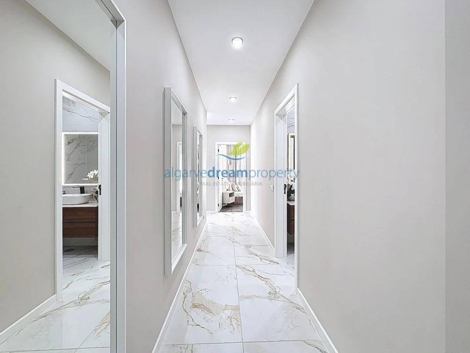 Apartamento T2 para Venda em Armação de Pera Foto 13