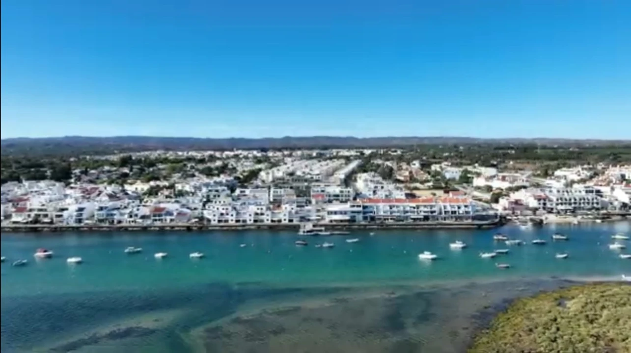 Apartamento T2 para Venda em Conceição e Cabanas de Tavira Foto 11