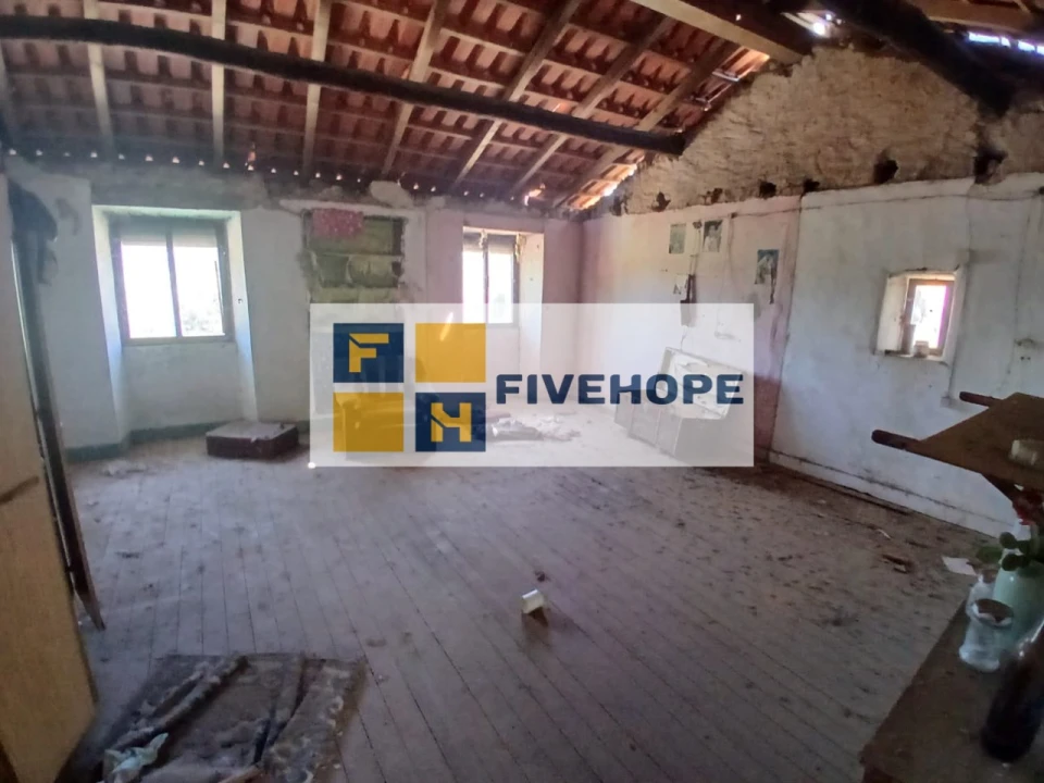 Moradia T3 para Venda em Lousã e Vilarinho Foto 6