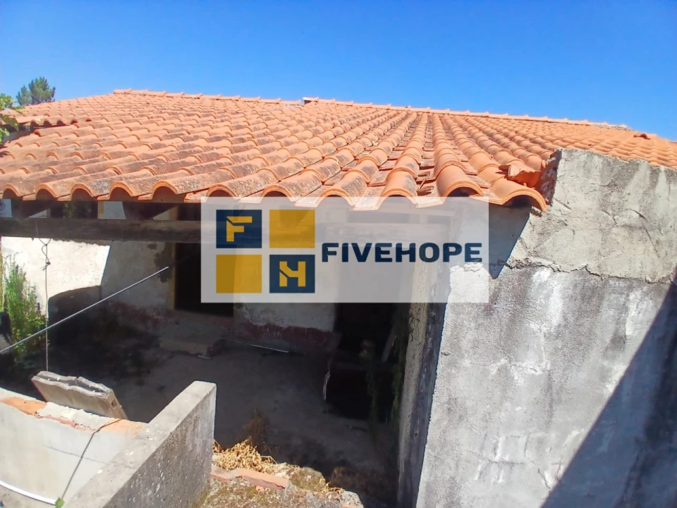 Moradia T3 para Venda em Lousã e Vilarinho Foto 7