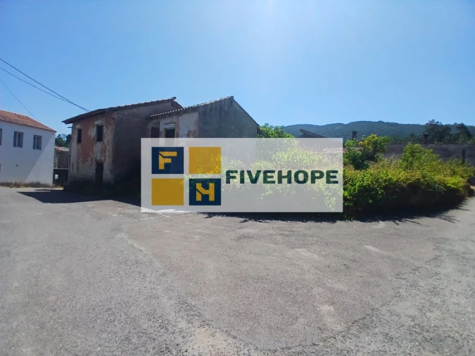 Moradia T3 para Venda em Lousã e Vilarinho Foto 2