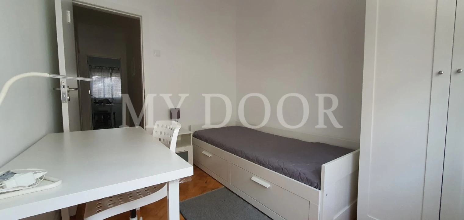 Quarto para Arrendamento em Moscavide e Portela Foto 2