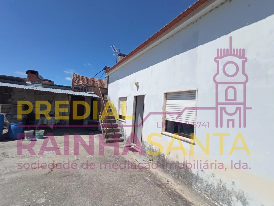 Moradia T2 para Venda em Santo Varão Foto 1