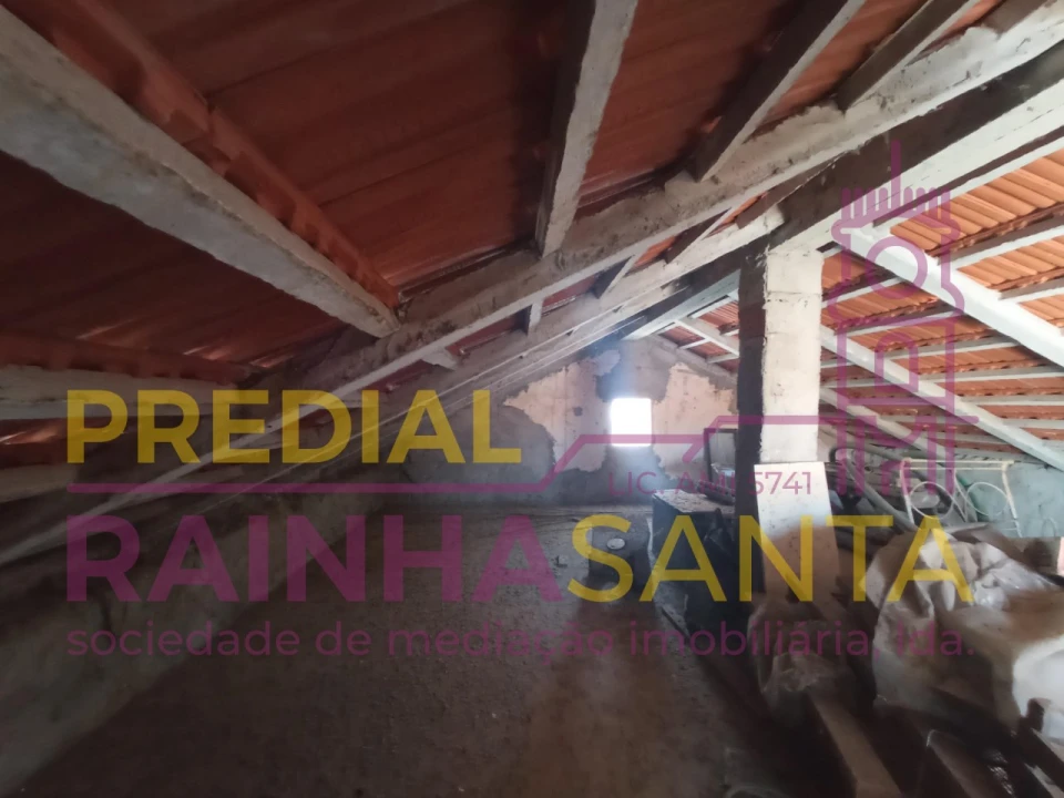 Moradia T2 para Venda em Santo Varão Foto 8