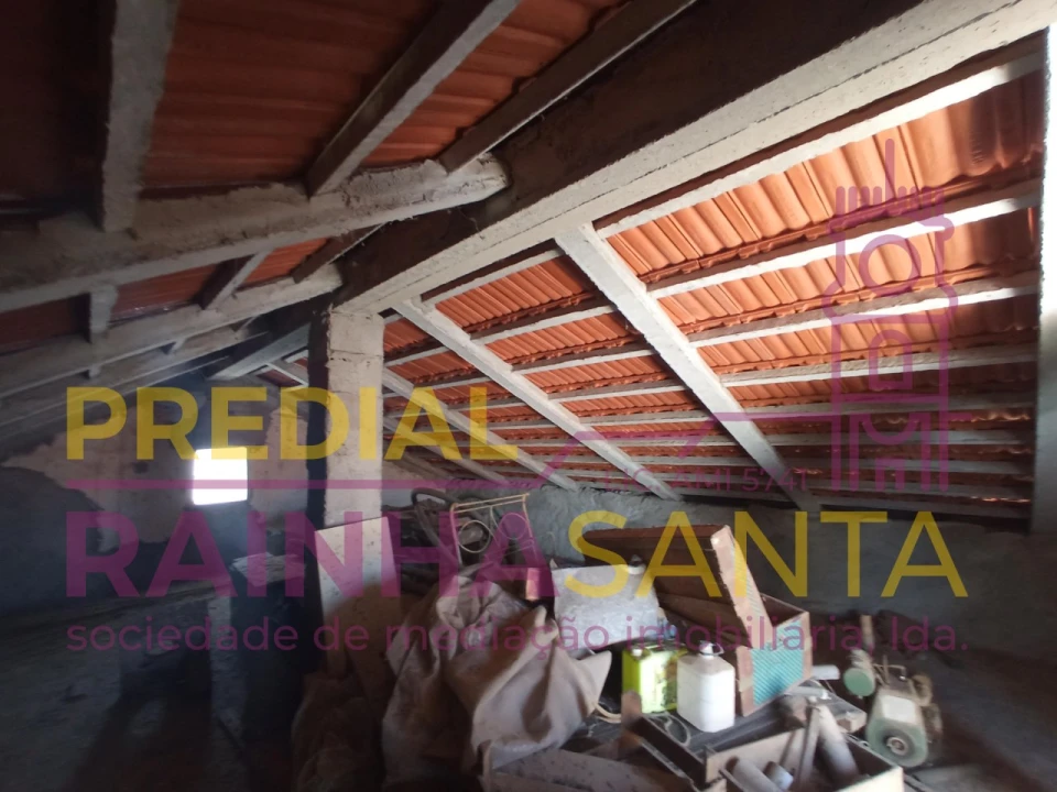 Moradia T2 para Venda em Santo Varão Foto 9