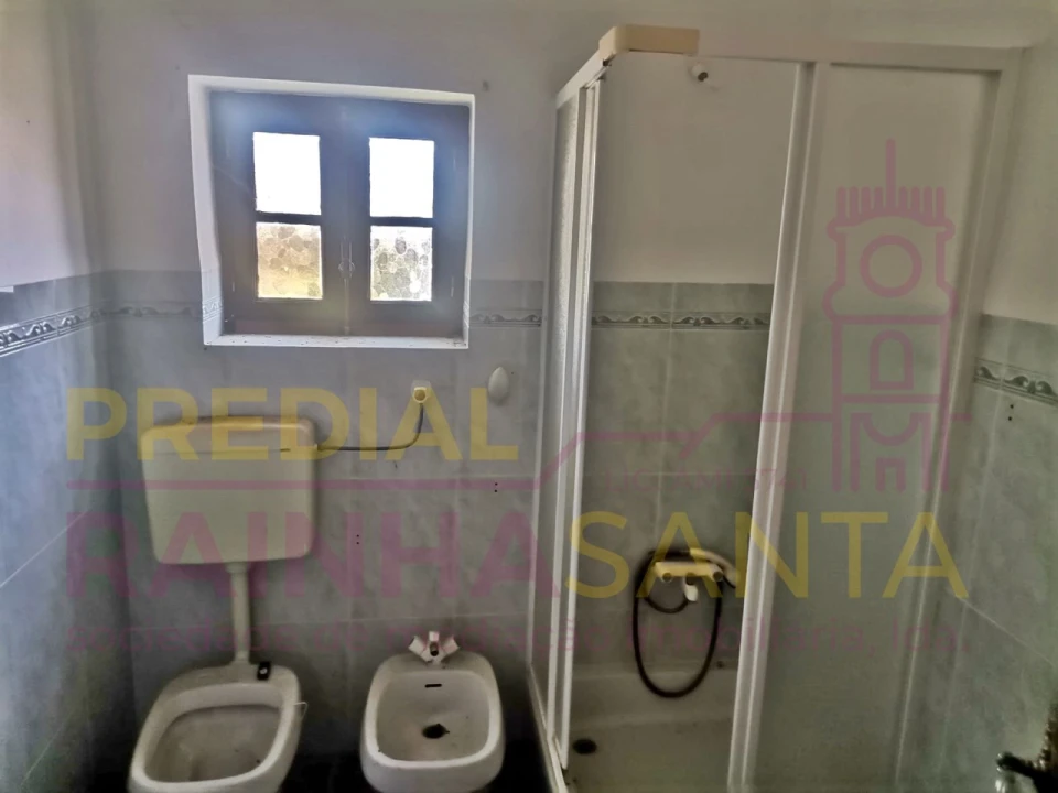 Moradia T5 para Venda em Cernache Foto 28