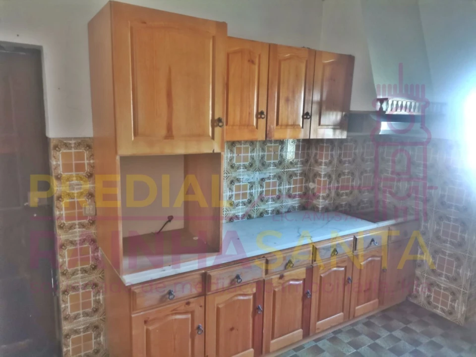 Moradia T5 para Venda em Cernache Foto 17