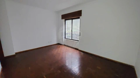 Apartamento T2 para Venda em Algueirão-Mem Martins