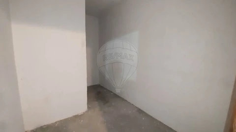 Apartamento T2 para Venda em Algueirão-Mem Martins
