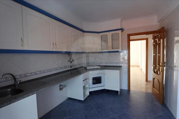 Apartamento T2 para Venda em Quinta do Conde Foto 9