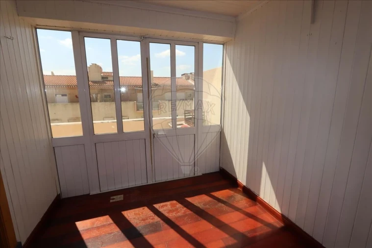 Apartamento T3 para Venda em Quinta do Conde Foto 8