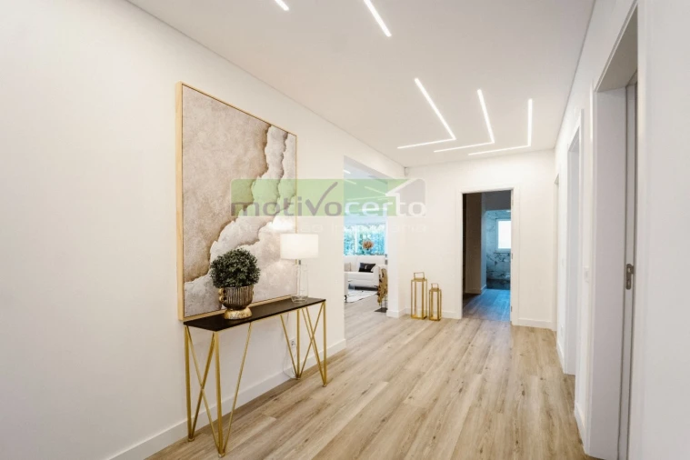 Moradia T4 para Venda em Charneca de Caparica e Sobreda Foto 6