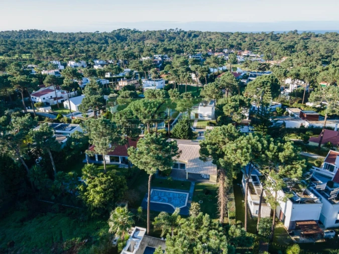 Moradia T4 para Venda em Charneca de Caparica e Sobreda Foto 26