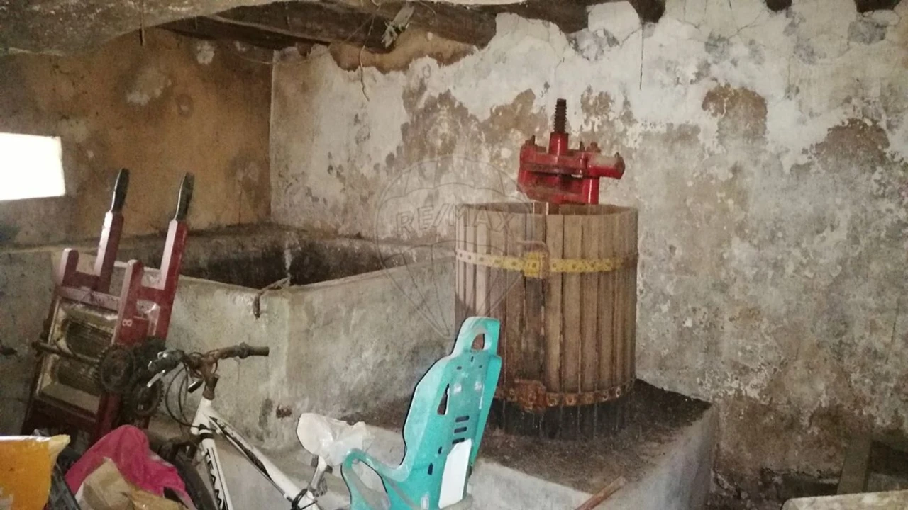 Moradia T3 para Venda em O. Azeméis, Riba-Ul, Ul, Macinhata Seixa, Madail Foto 38