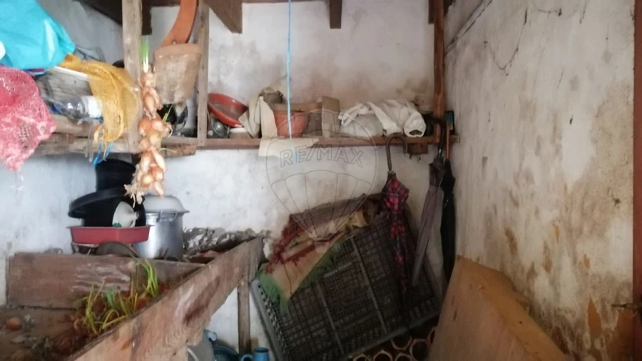 Moradia T3 para Venda em O. Azeméis, Riba-Ul, Ul, Macinhata Seixa, Madail Foto 42