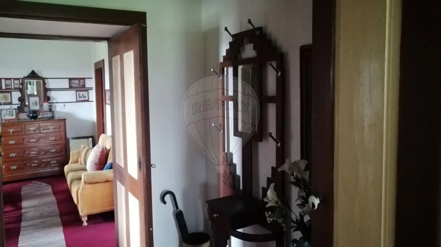 Moradia T3 para Venda em O. Azeméis, Riba-Ul, Ul, Macinhata Seixa, Madail Foto 22