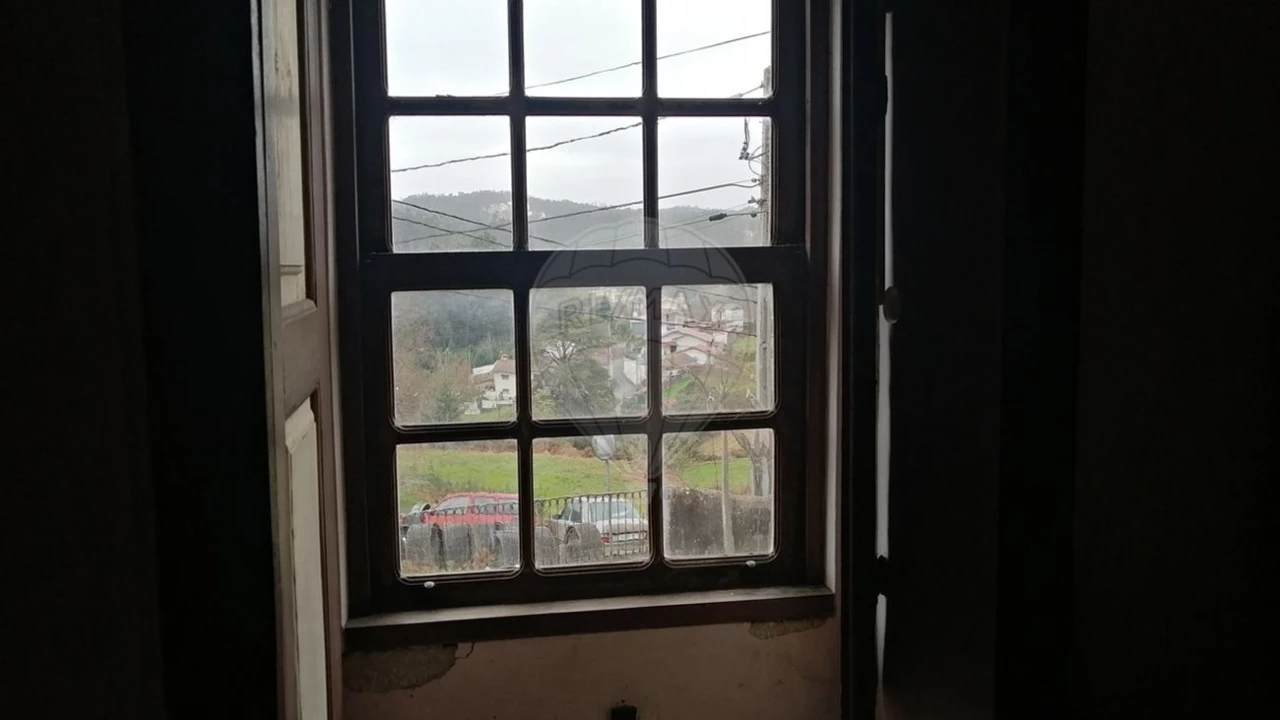 Moradia T3 para Venda em O. Azeméis, Riba-Ul, Ul, Macinhata Seixa, Madail Foto 31