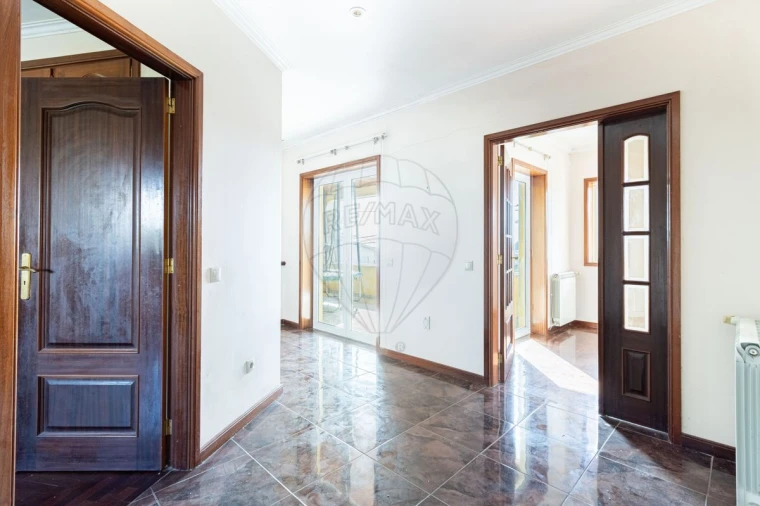 Moradia T4 para Venda em São Miguel do Souto e Mosteirô Foto 9