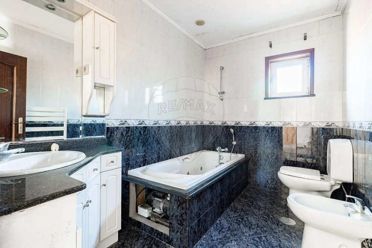 Moradia T4 para Venda em São Miguel do Souto e Mosteirô Foto 25