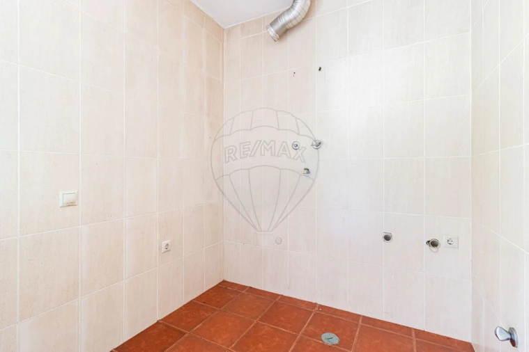 Moradia T4 para Venda em São Miguel do Souto e Mosteirô Foto 19