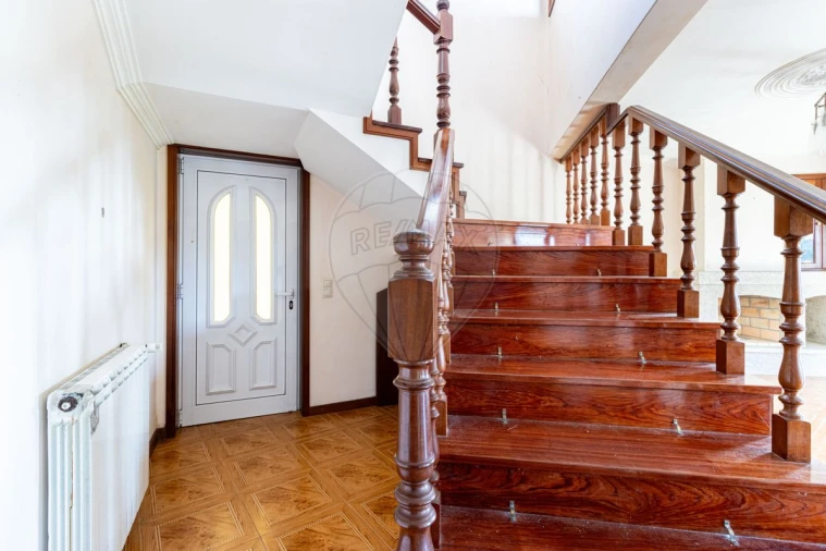 Moradia T4 para Venda em São Miguel do Souto e Mosteirô Foto 6