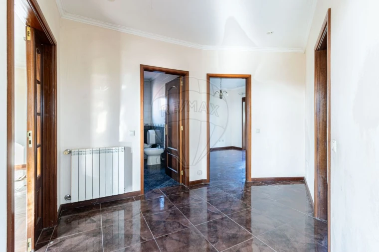 Moradia T4 para Venda em São Miguel do Souto e Mosteirô Foto 7