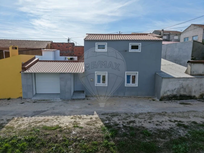 Moradia T1 para Venda em Vila Verde Foto 2