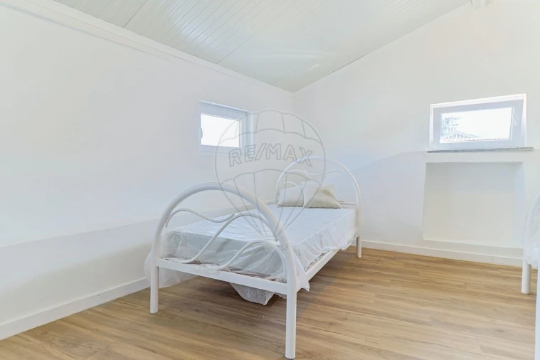 Moradia T1 para Venda em Vila Verde Foto 14