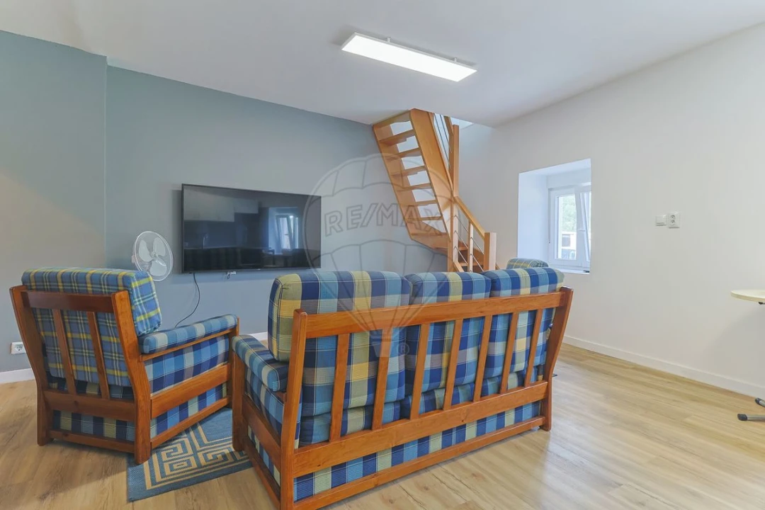 Moradia T1 para Venda em Vila Verde Foto 6