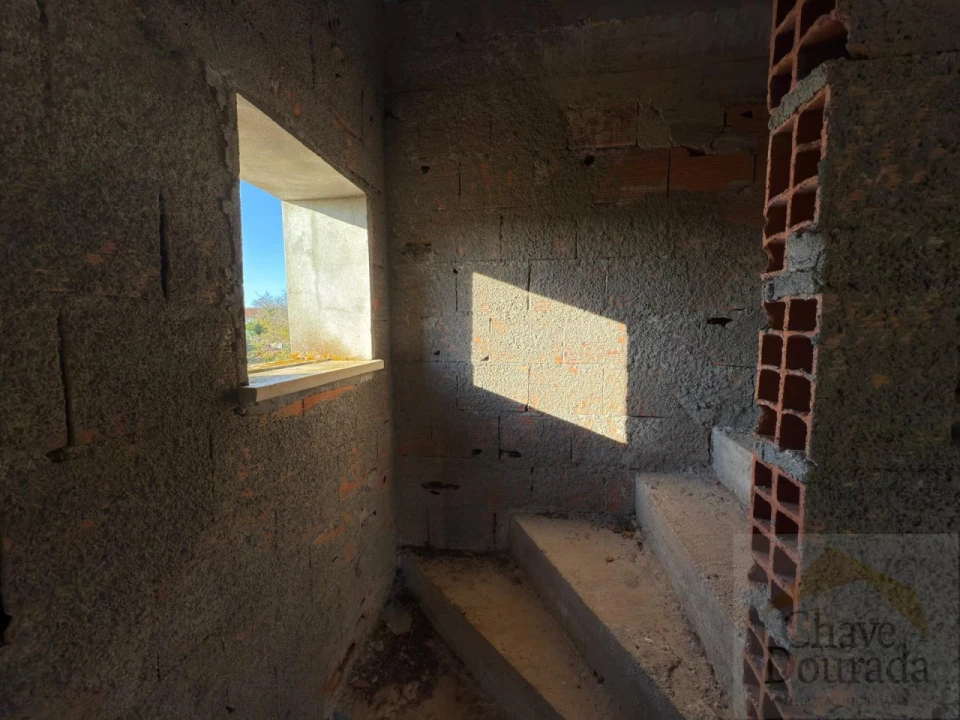 Moradia T3 para Venda em São Miguel, Santa Eufémia e Rabaçal Foto 17