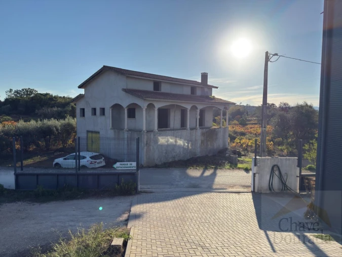 Moradia T3 para Venda em São Miguel, Santa Eufémia e Rabaçal