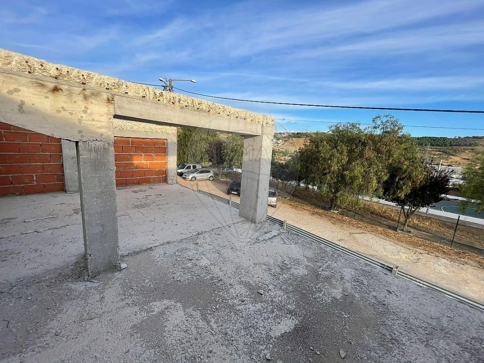 Moradia T6 para Venda em Vialonga Foto 19