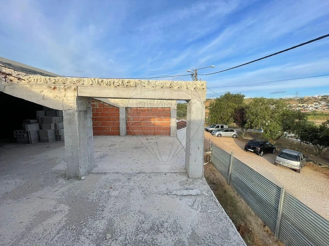 Moradia T6 para Venda em Vialonga Foto 28