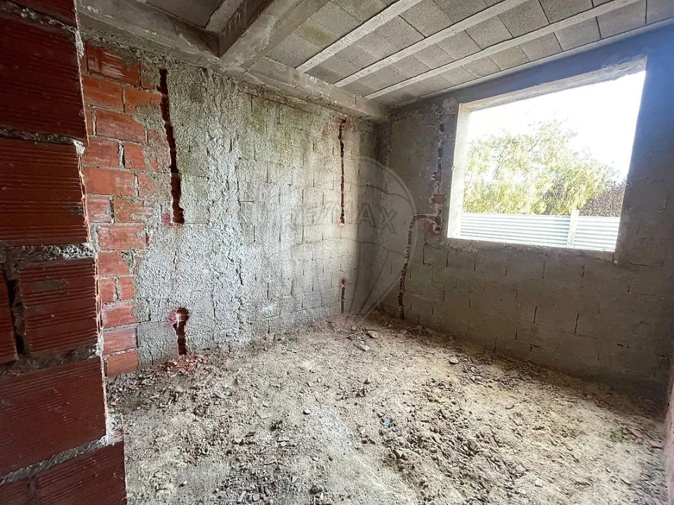 Moradia T6 para Venda em Vialonga Foto 34