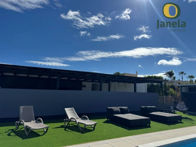 Moradia T3 para Venda em Quelfes Foto 9