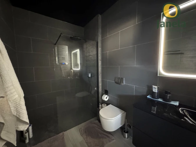 Moradia T3 para Venda em Quelfes Foto 28