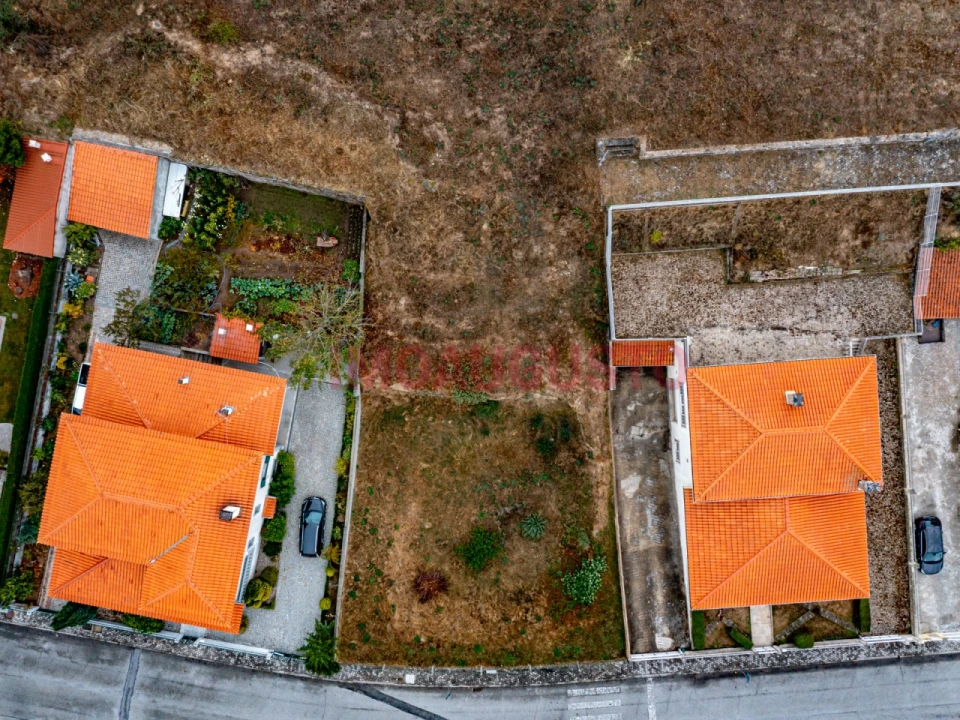 Terreno para Venda em Guarda Foto 3