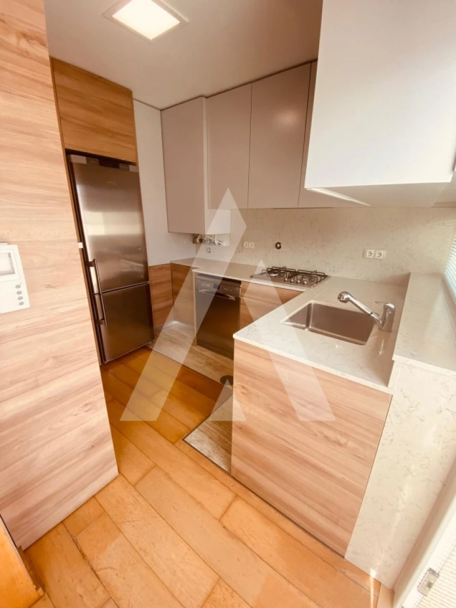 Moradia T4 para Venda em Aradas Foto 2