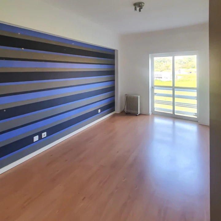 Apartamento T4 para Venda em Alcobaça e Vestiaria Foto 13