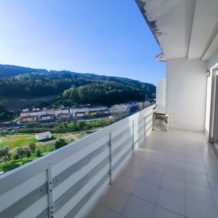 Apartamento T4 para Venda em Alcobaça e Vestiaria Foto 8