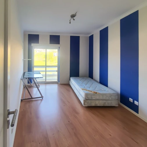 Apartamento T4 para Venda em Alcobaça e Vestiaria Foto 16