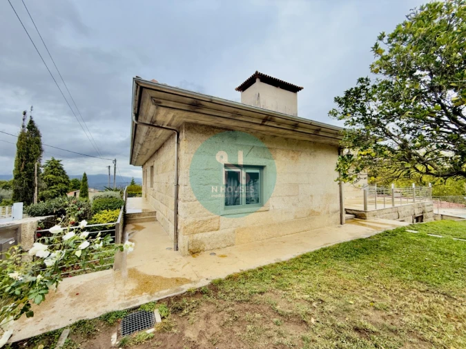 Moradia T5 para Venda em Santa Lucrécia de Algeriz e Navarra Foto 34