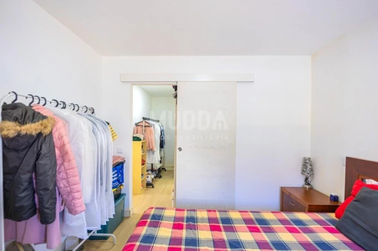 Moradia T2 para Venda em Arrifana Foto 8