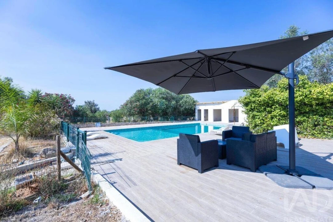 Moradia T3 para Venda em Silves Foto 14