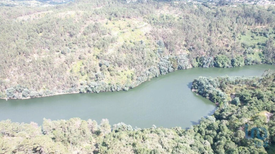 Terreno para Venda em Vila Boa de Quires e Maureles Foto 5
