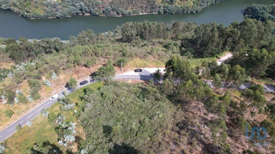 Terreno para Venda em Vila Boa de Quires e Maureles Foto 9
