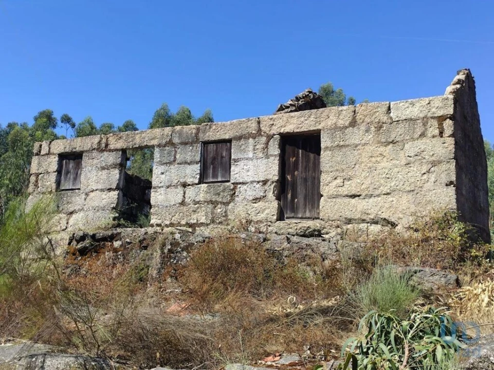 Moradia para Venda em Vila Boa de Quires e Maureles Foto 1