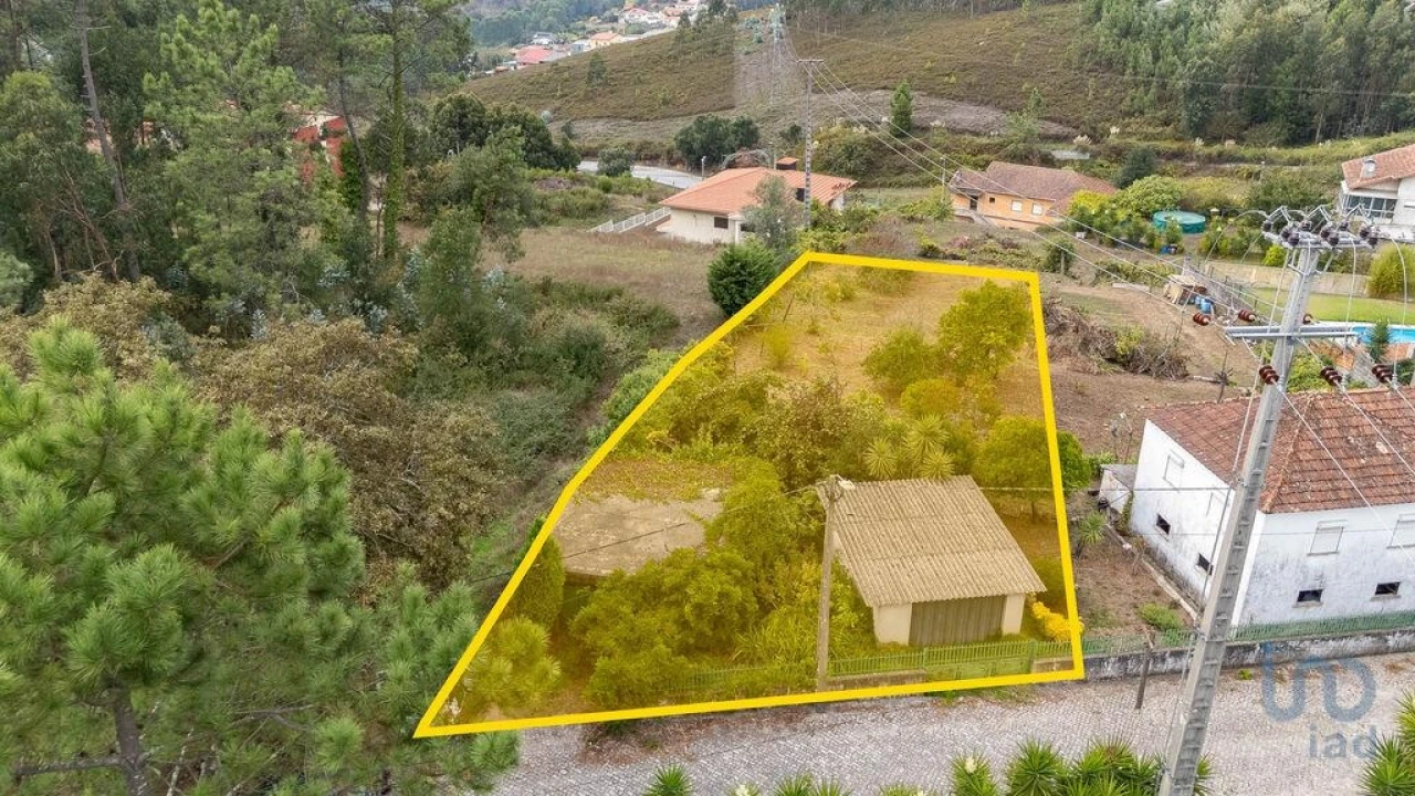 Terreno para Venda em Foz do Sousa e Covelo Foto 1